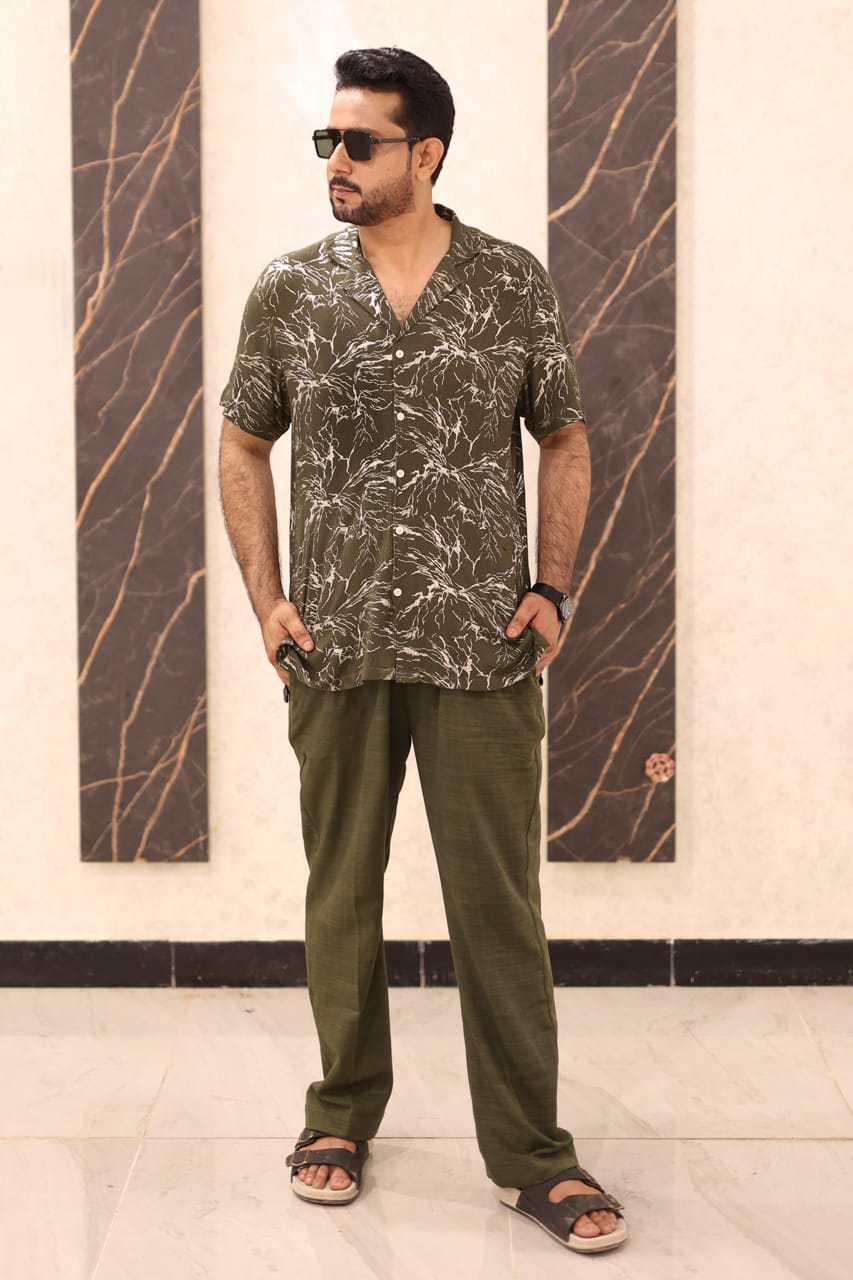 Green jall print shirt plain trouser