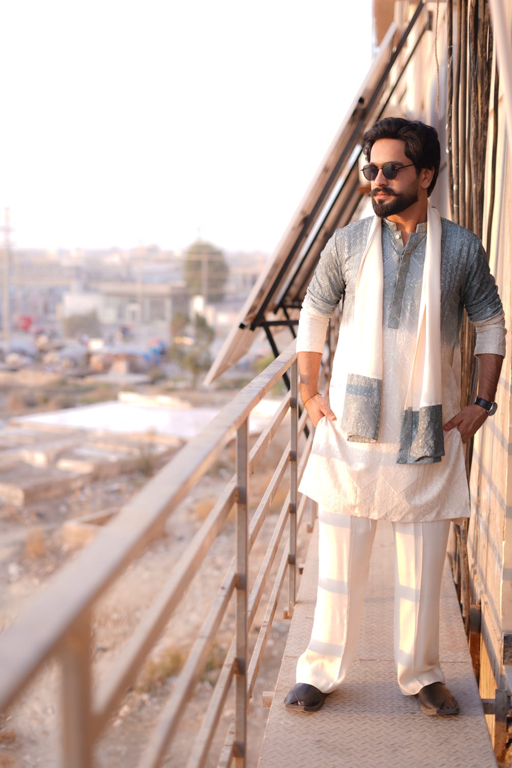 TIE n DYE sequence Embroidery Zigzag style kurta same white trouser