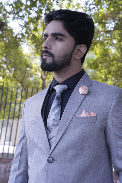 Sharp light grey three pieace suit