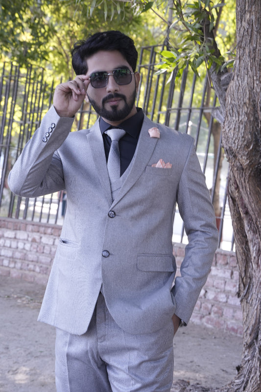Sharp light grey three pieace suit
