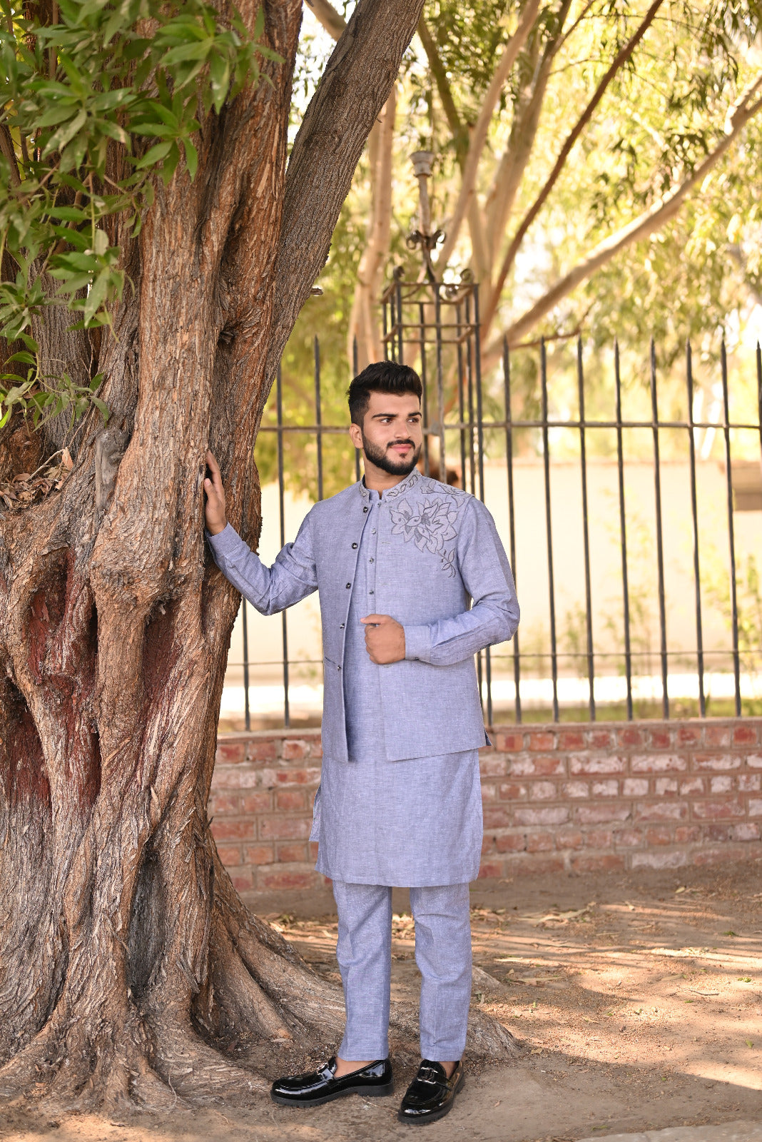 Soft color waistcoat embroidary work + kurta detailing embroidary set