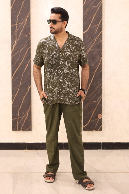 Green jall print shirt plain trouser