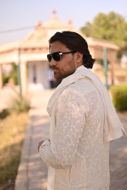White jell embroidery kurta same plain trouser